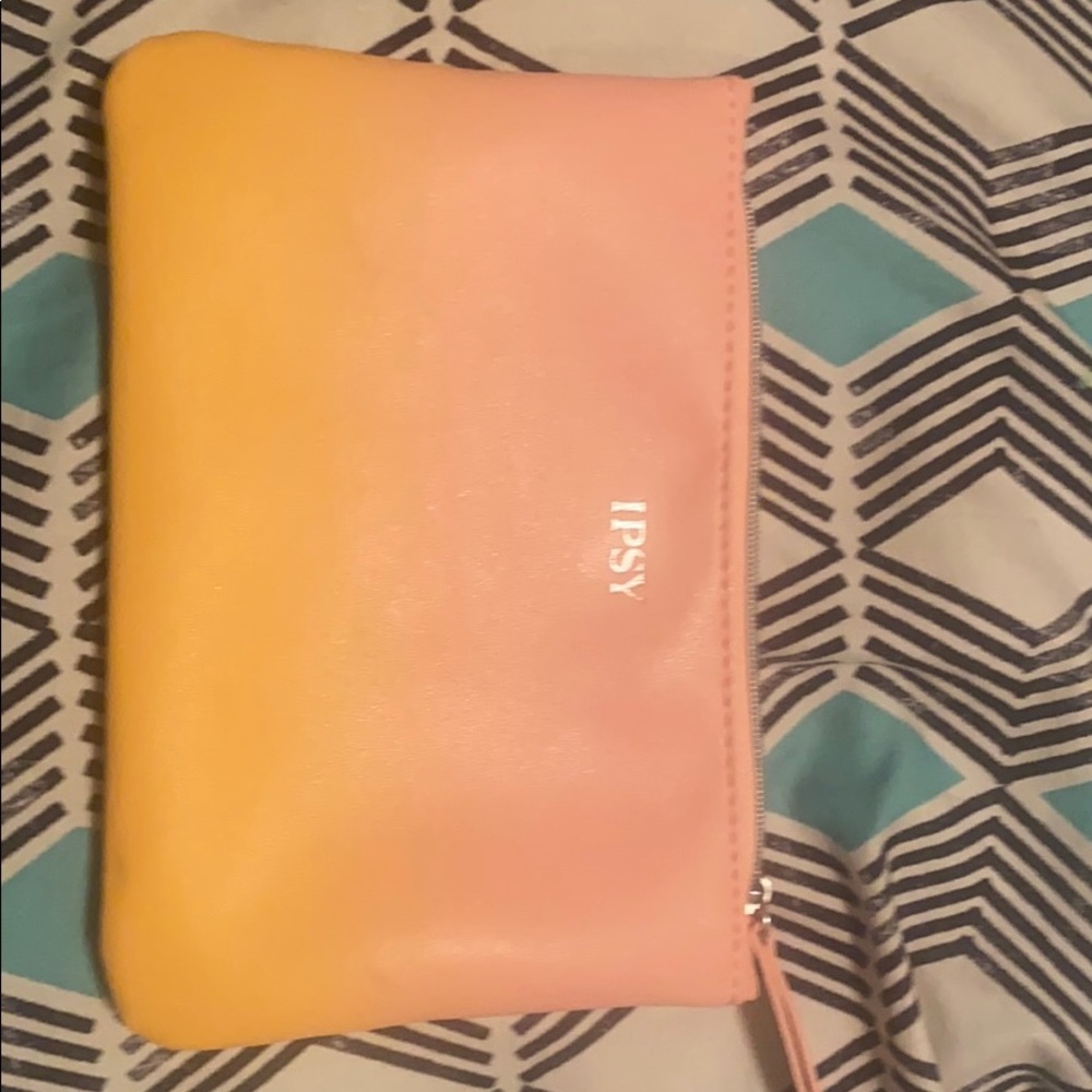 Ombré makeup bag